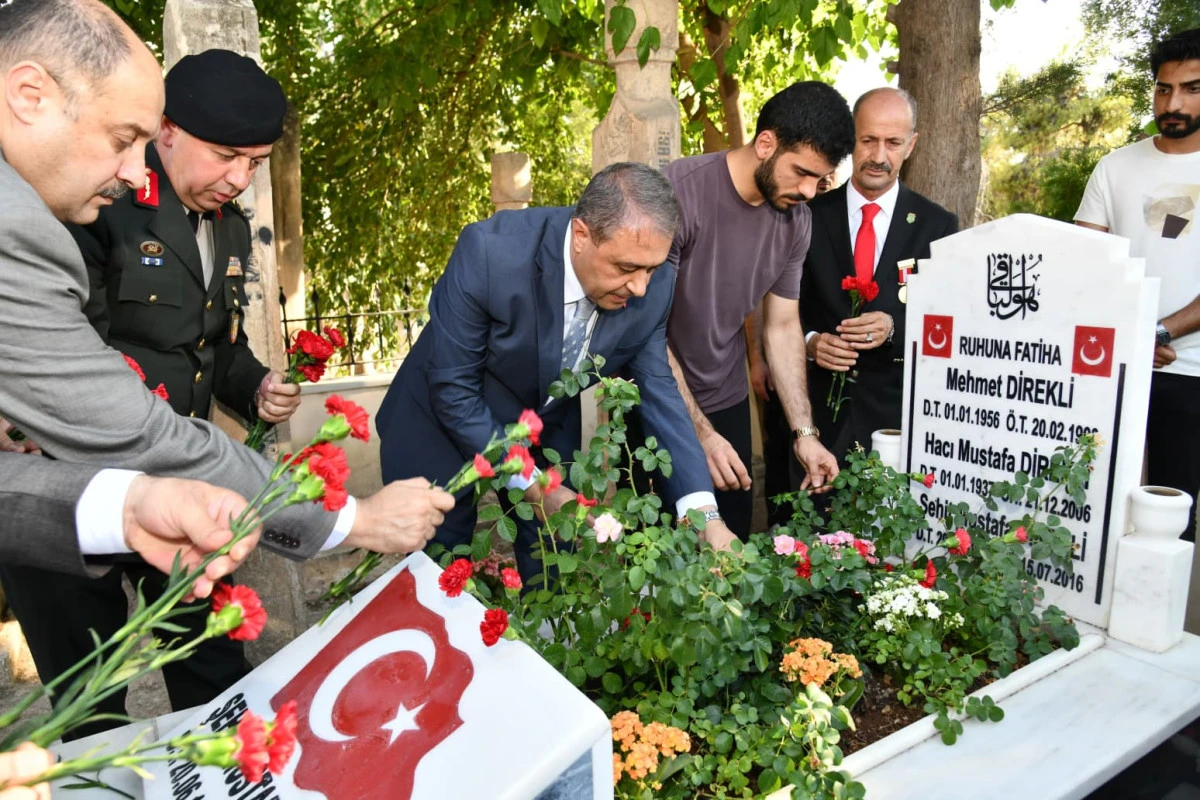 15 TEMMUZ DEMOKRASİ VE MİLL&Icirc; BİRLİK G&Uuml;N&Uuml; ETKİNLİKLERİ D&Uuml;ZENLENDİ