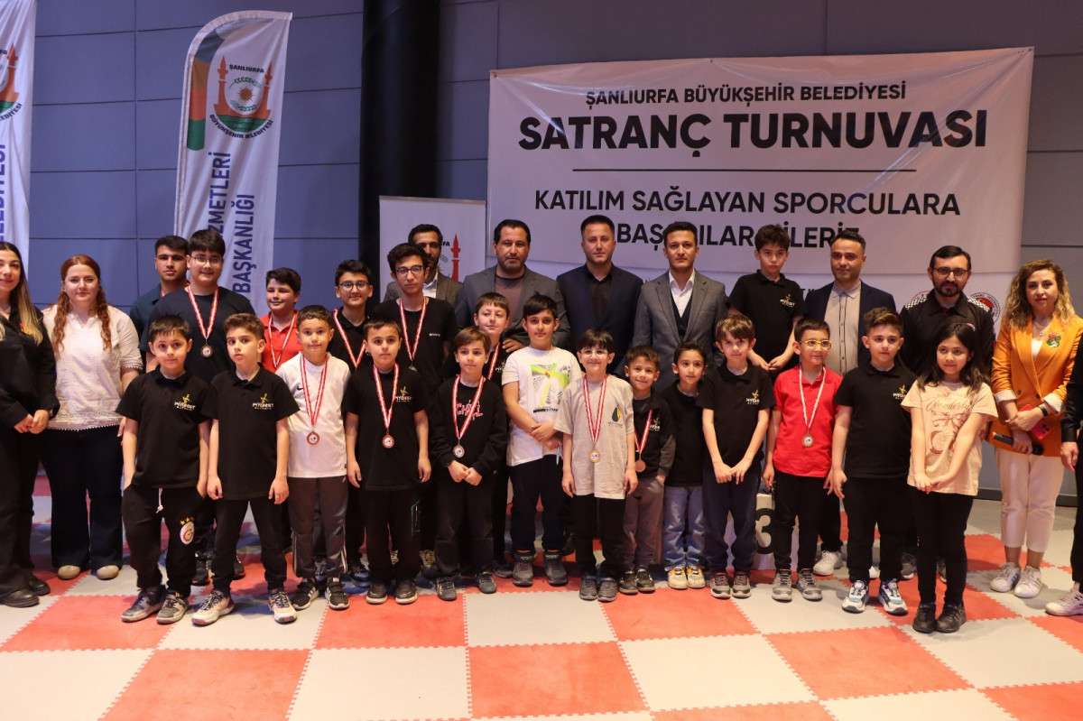 23 NİSAN SATRANÇ TURNUVASI FİNAL VE ÖDÜL TÖRENİYLE SONA ERDİ