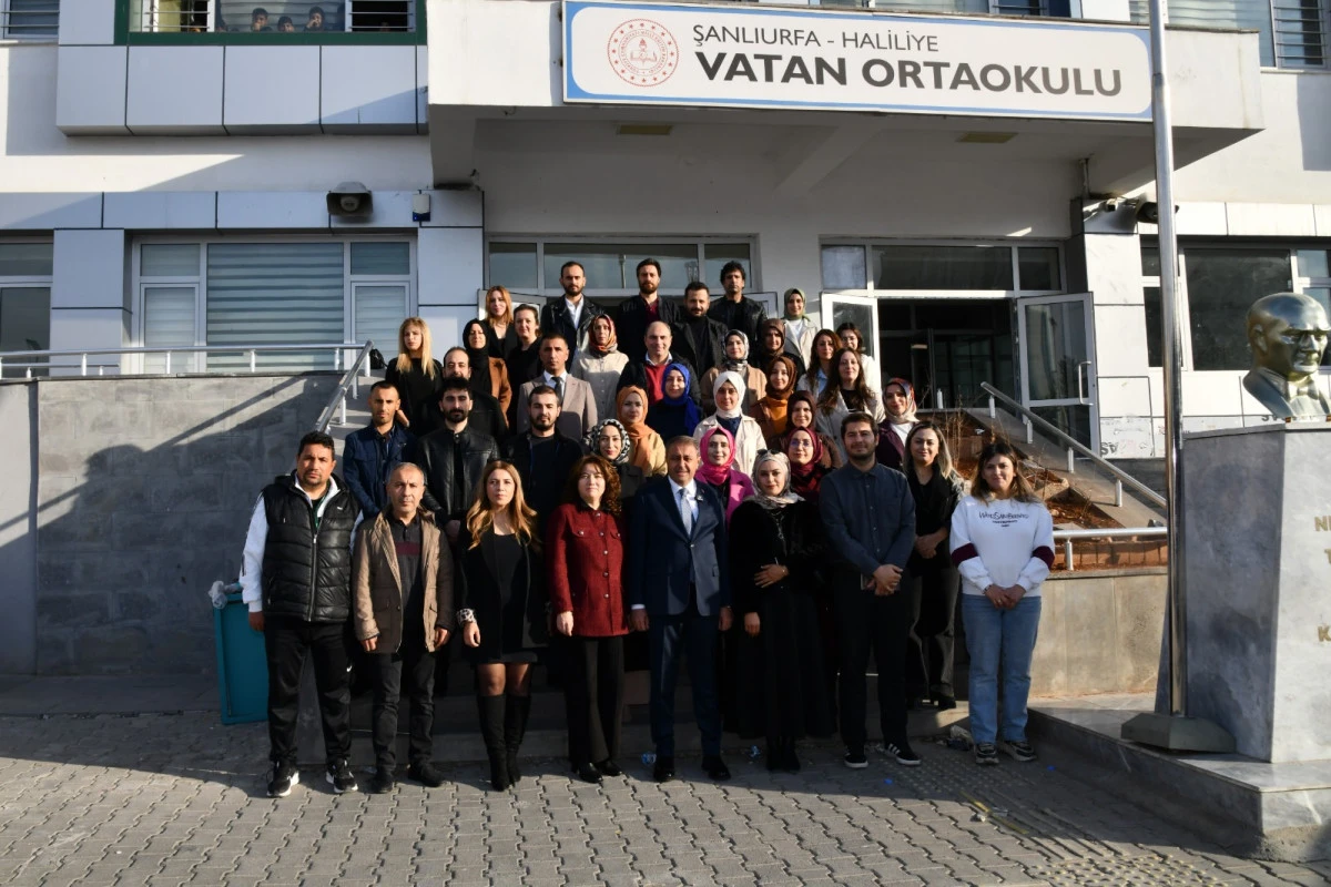 24 KASIM ÖĞRETMENLER GÜNÜ ŞANLIURFA’DA COŞKUYLA KUTLANDI