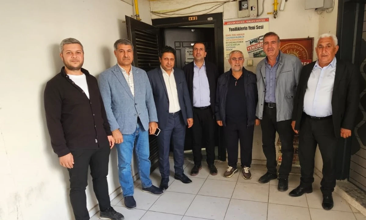 AK Parti Eyyübiye İlçe Teşkilatı, Yeniurfa Gazetesi’ni Ziyaret Etti