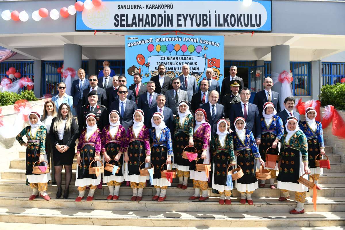 ŞANLIURFA’DA 23 NİSAN COŞKUSU