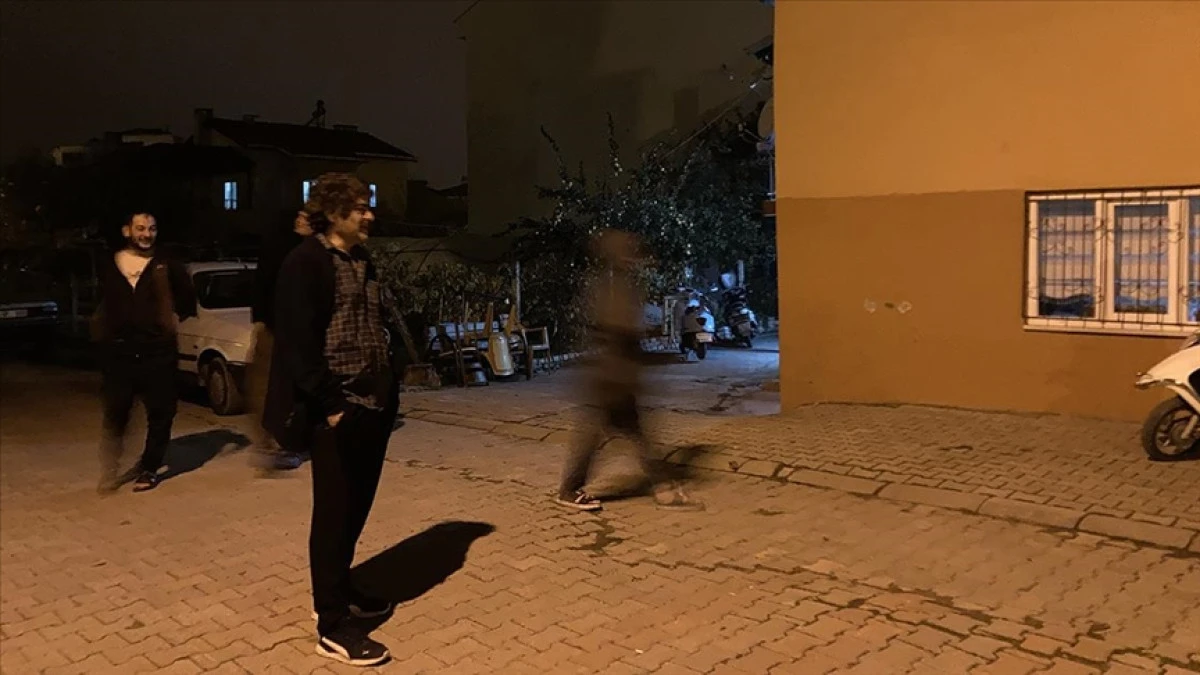 Art arda 4 deprem meydana geldi