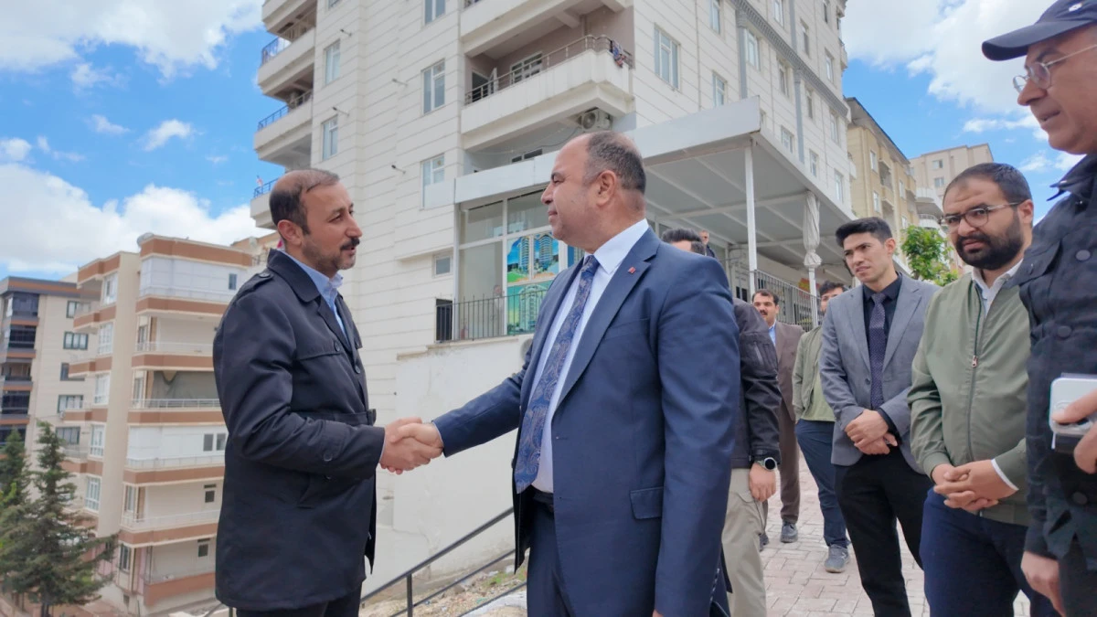 BAŞKAN NİHAT &Ccedil;İFT&Ccedil;İ, MODERN SEMT PAZARI &Ccedil;ALIŞMALARINI İNCELEDİ
