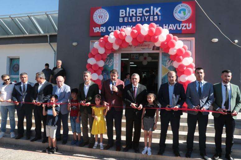 BAŞKAN BEYAZGÜL, BİRECİK’TE AÇILIŞ TÖRENİ VE TRİPORTÖR DAĞITIM TÖRENİNE KATILDI