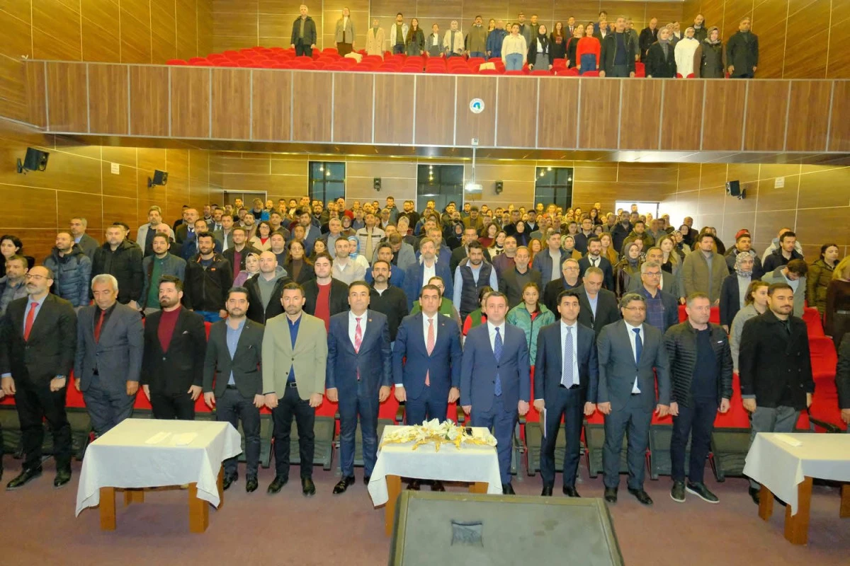 Birecik&rsquo;te Bağımlılık ve Bilişim Dolandırıcılığı Toplantısı Yapıldı