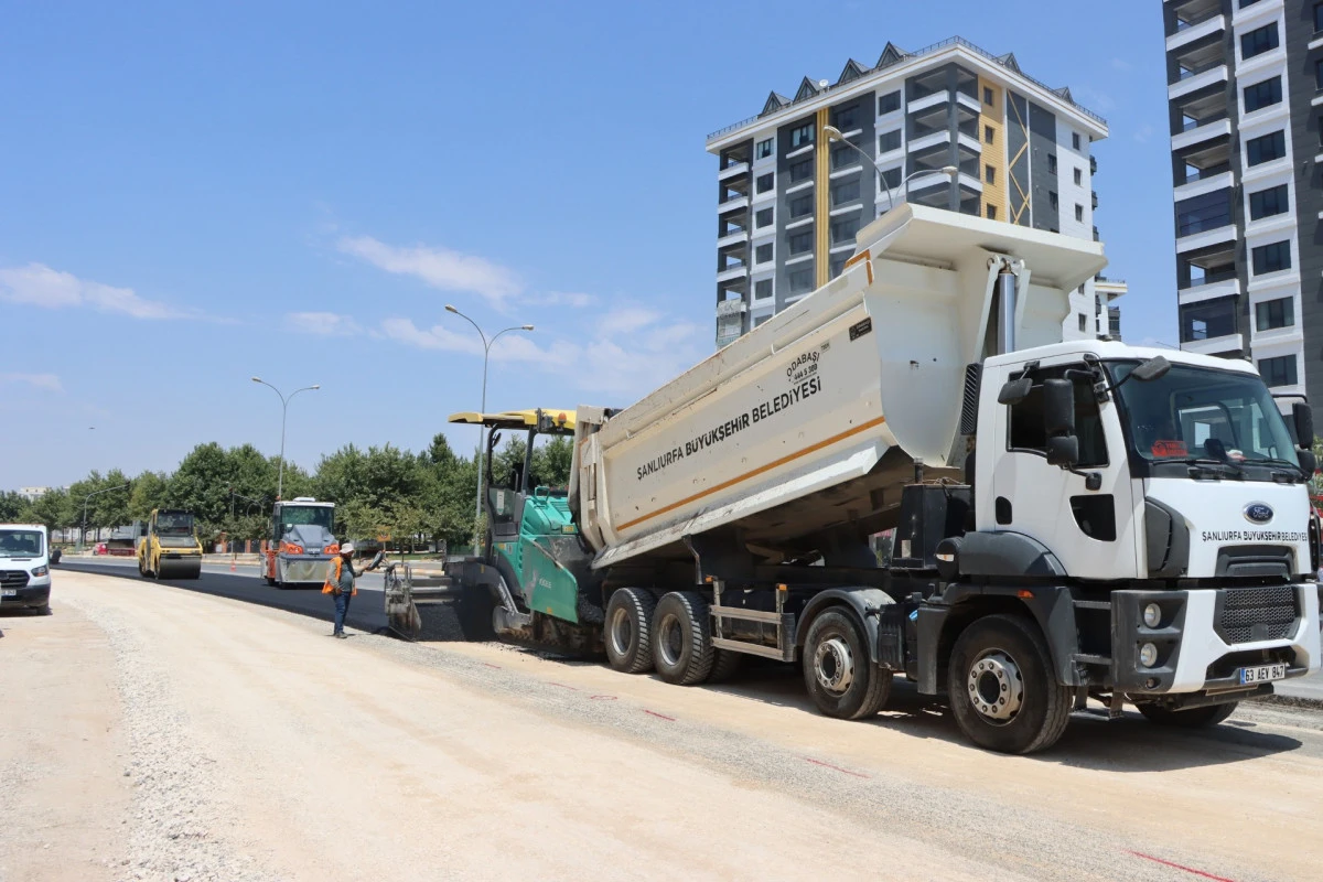 BULUNTU HOCA BULVARI’NDA ASFALT ÇALIŞMALARI BAŞLADI
