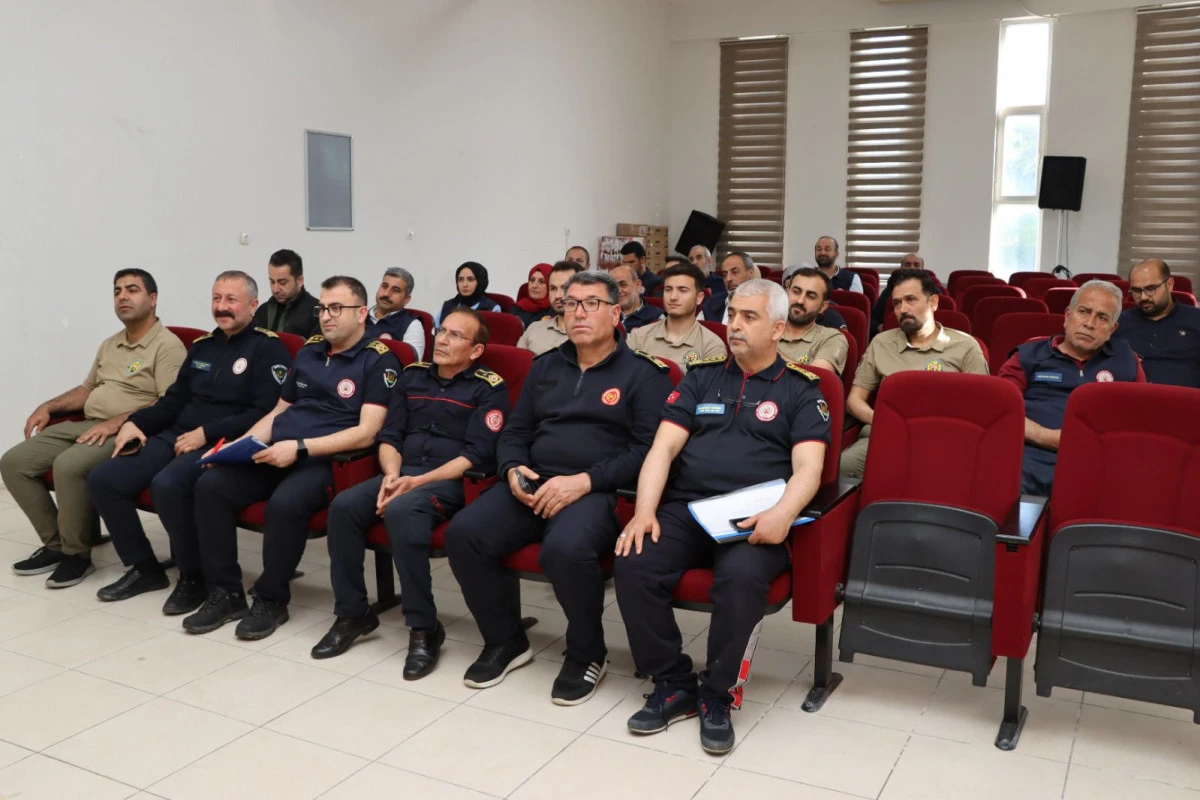 B&Uuml;Y&Uuml;KŞEHİR BELEDİYESİ ANIZ YANGINLARINA KARŞI TEYAKKUZDA