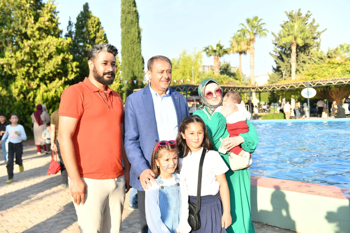 ÇOCUK VE GENÇLİK BULUŞMASI BİNLERCE KİŞİNİN KATILIMIYLA SONA ERDİ