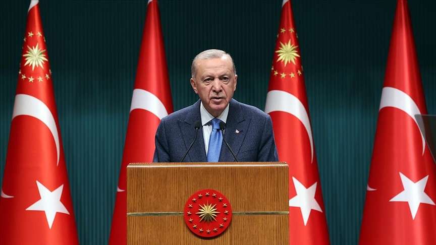 Cumhurbaşkanı Erdoğan: İran halkının acısını paylaşmak üzere bir günlük milli yas ilan edilmesini kararlaştırdık