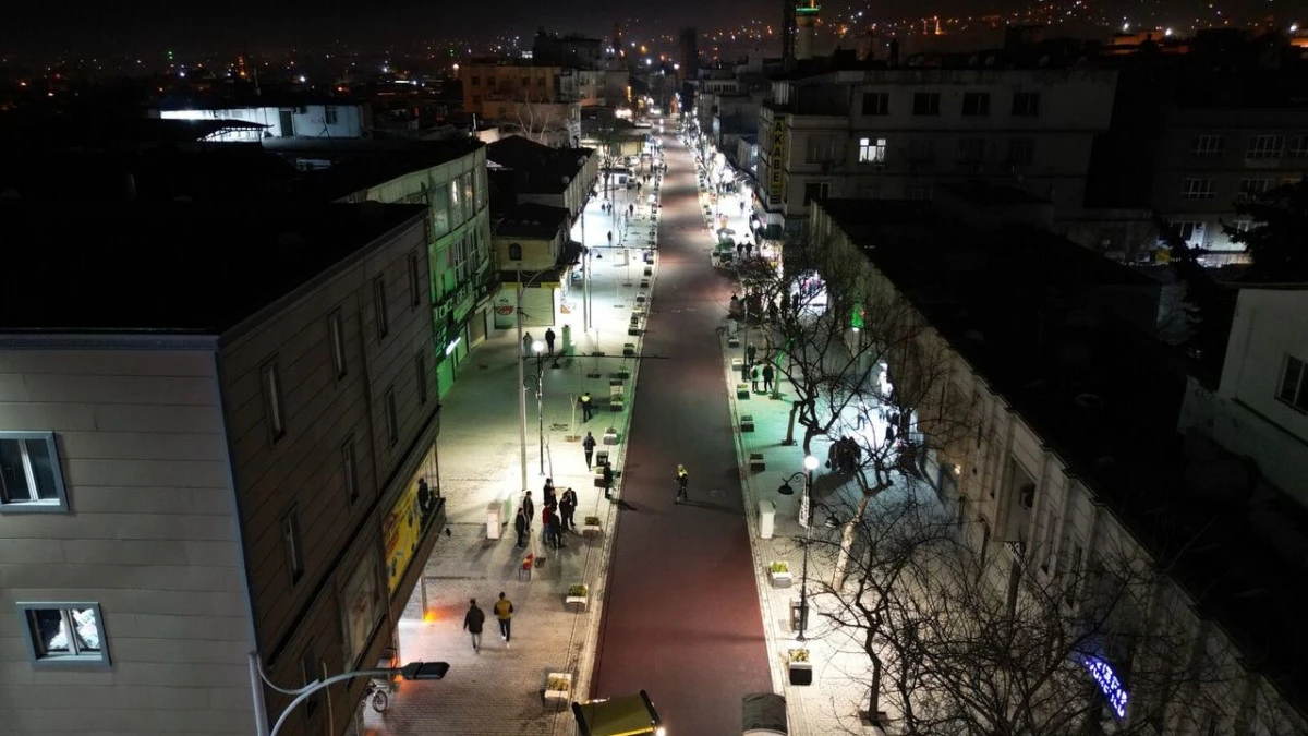 Divanyolu'nun havası değişti...