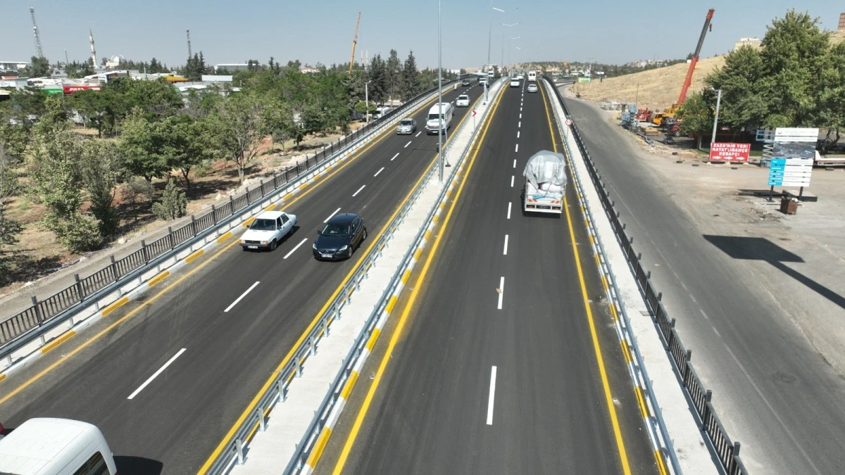 EVREN SANAYİ SİTESİ KATLI K&Ouml;PR&Uuml;L&Uuml; KAVŞAĞI TAMAMLANDI, ARA&Ccedil; GE&Ccedil;İŞLERİ BAŞLADI