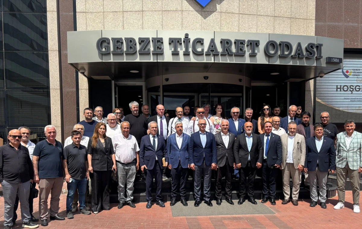 GEBZE, TGF VE BASIN VAKFI Y&Ouml;NETİMİNİ AĞIRLADI