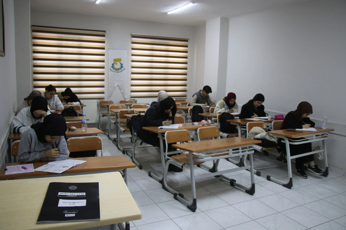 HALİLİYE&rsquo;DE GEN&Ccedil;LERE B&Uuml;Y&Uuml;K DESTEK