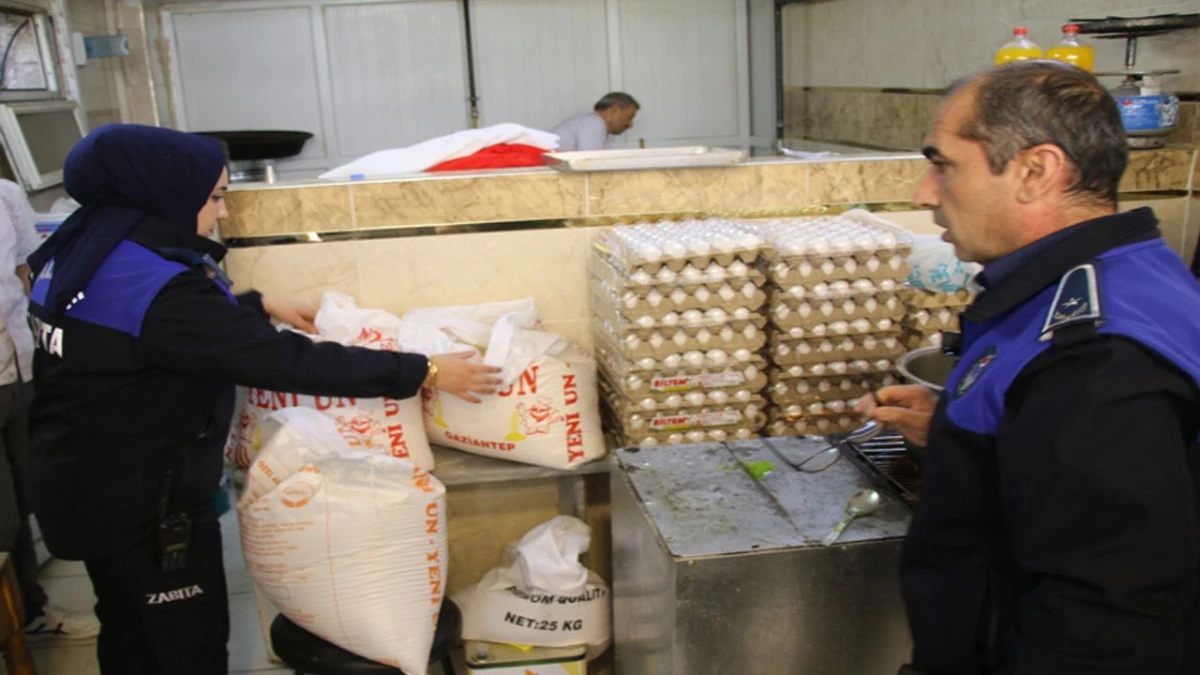 Haliliye'de tatlıcılara Ramazan denetimi