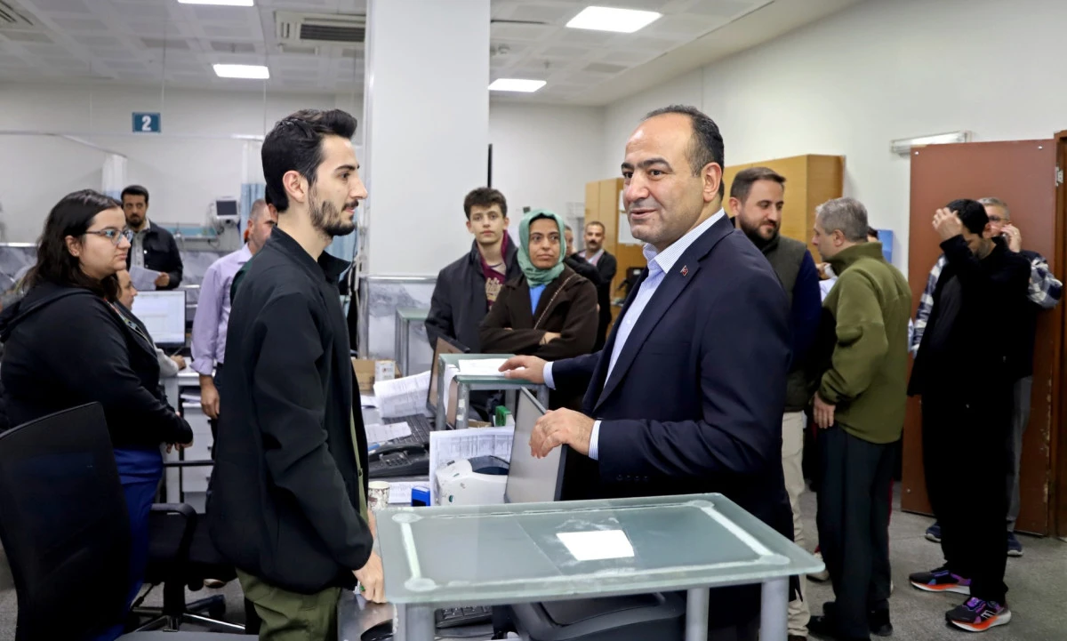 İl Sağlık Müdürü Dr. Erhan Berk’ten Gece Yarısı Acil Servis Çıkarması