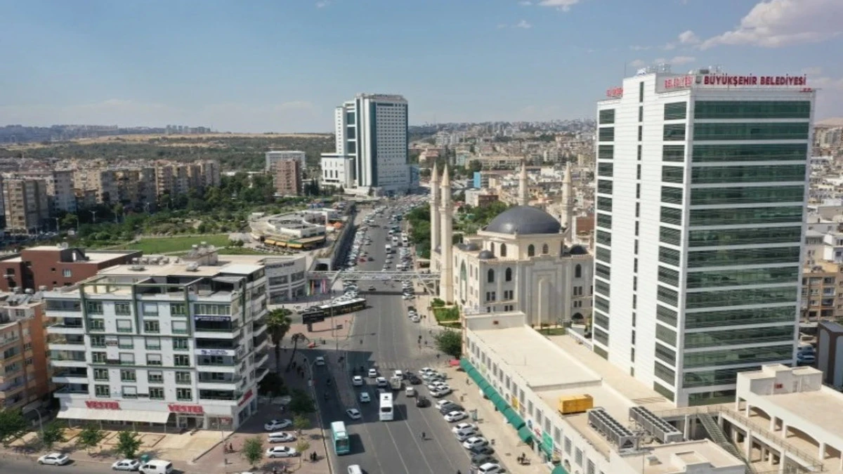 "İşe Yerleştireceğim" Diyenlere Dikkat! Şanlıurfa B&uuml;y&uuml;kşehir Belediyesinden Uyarı