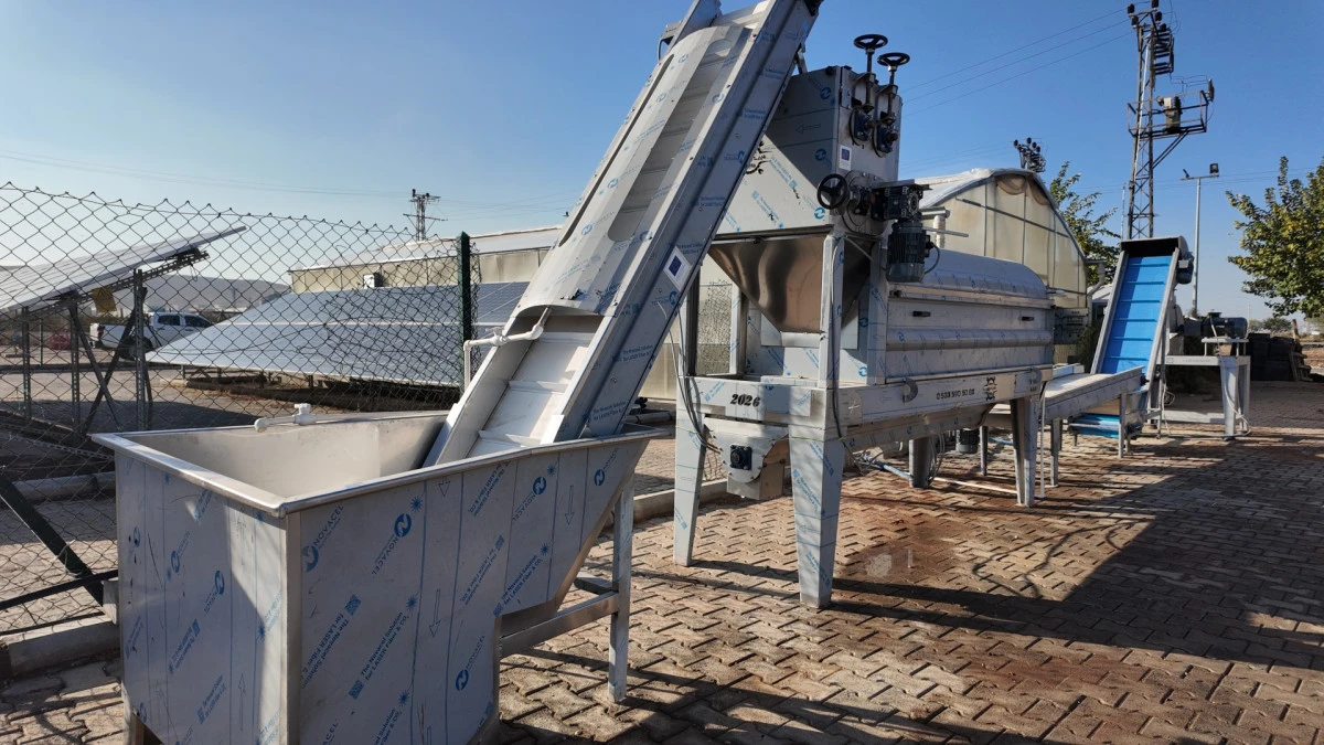 KADINLAR TARIMSAL ÜRETİME KATILIYOR, EKONOMİ GÜÇLENİYOR