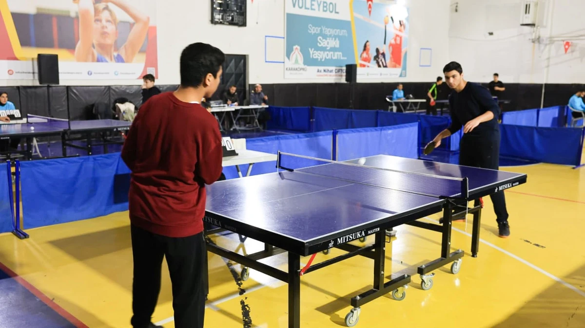 KARAK&Ouml;PR&Uuml;'DE MASA TENİSİ TURNUVASI BAŞLADI