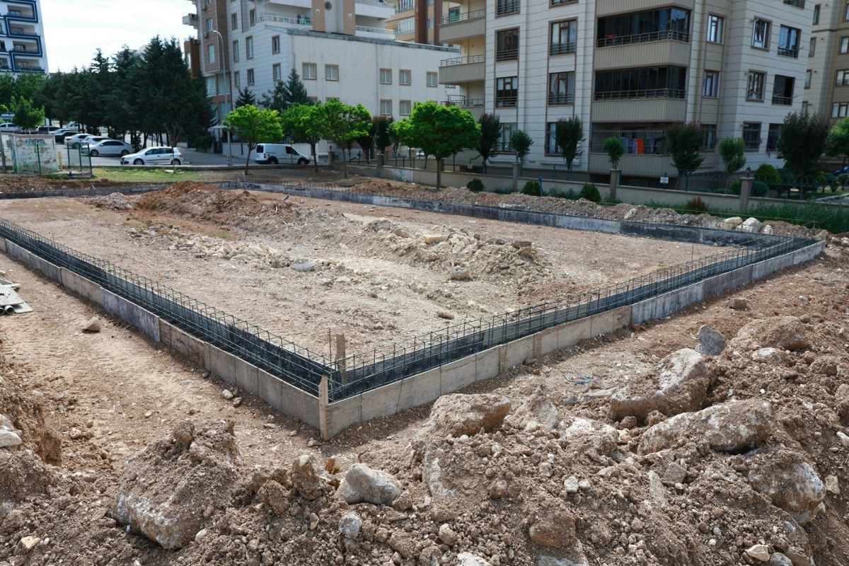 KARAKÖPRÜ’YE YENİ SPOR TESİSİ KAZANDIRILIYOR