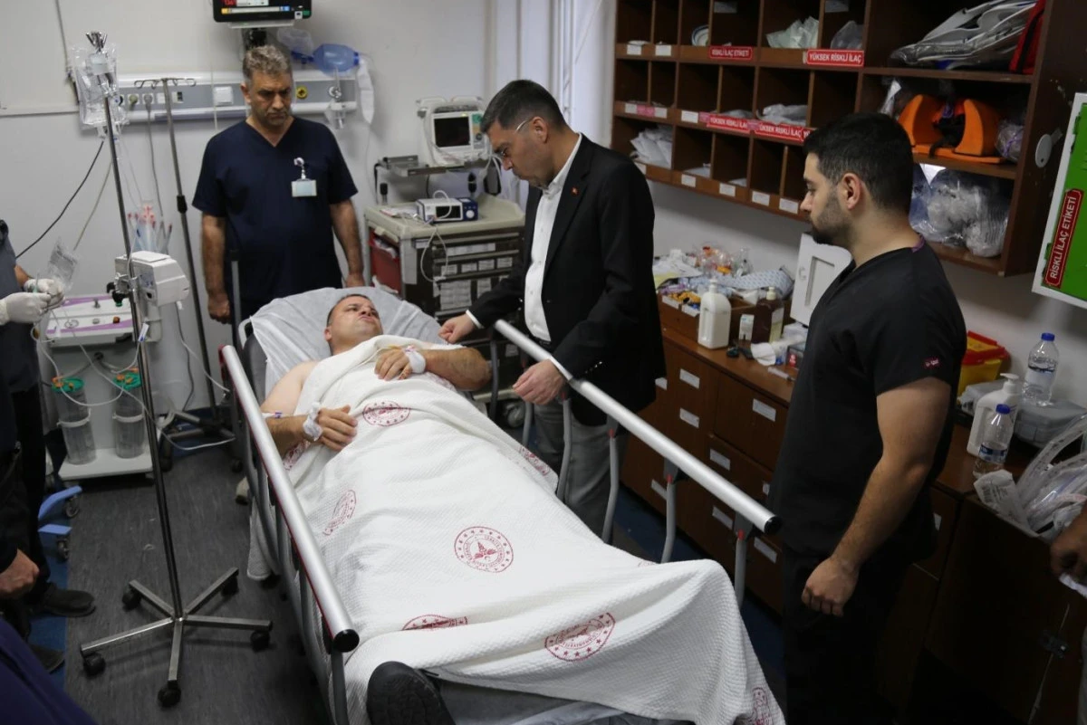 Polis memurunu bıçakla yaralayan zanlı tutuklandı