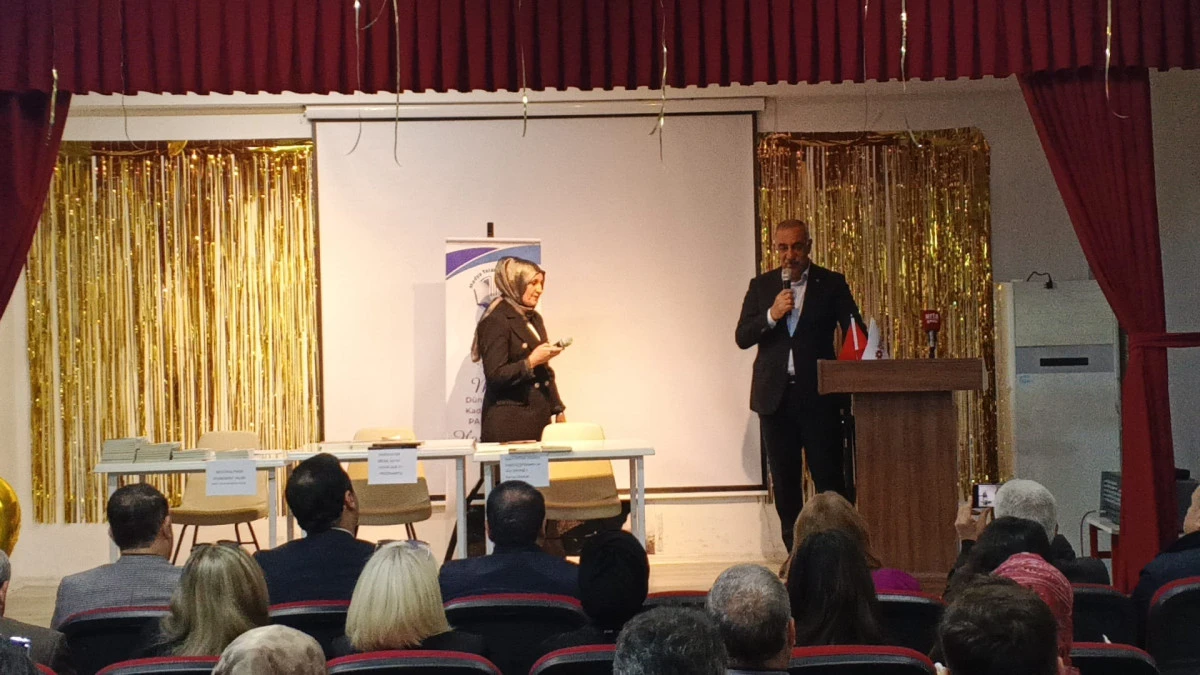 Şanlıurfa&rsquo;da 8 Mart&rsquo;a Anlamlı Panel: &ldquo;Kadın ve Toplum&rdquo; Konusu Masaya Yatırıldı