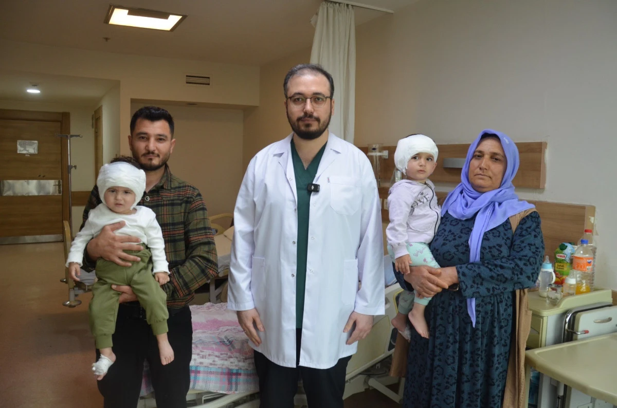 Şanlıurfa&rsquo;da Biyonik Kulak Mucizesi: İki Bebek Sesle Tanıştı