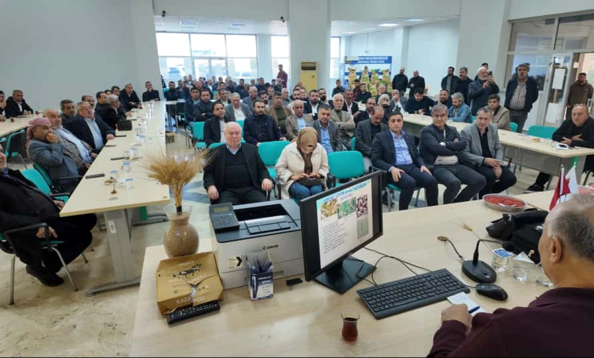 “Şanlıurfa’da Buğday ve Arpa Tarımının Püf Noktaları” Konferansı Yoğun İlgi Gördü