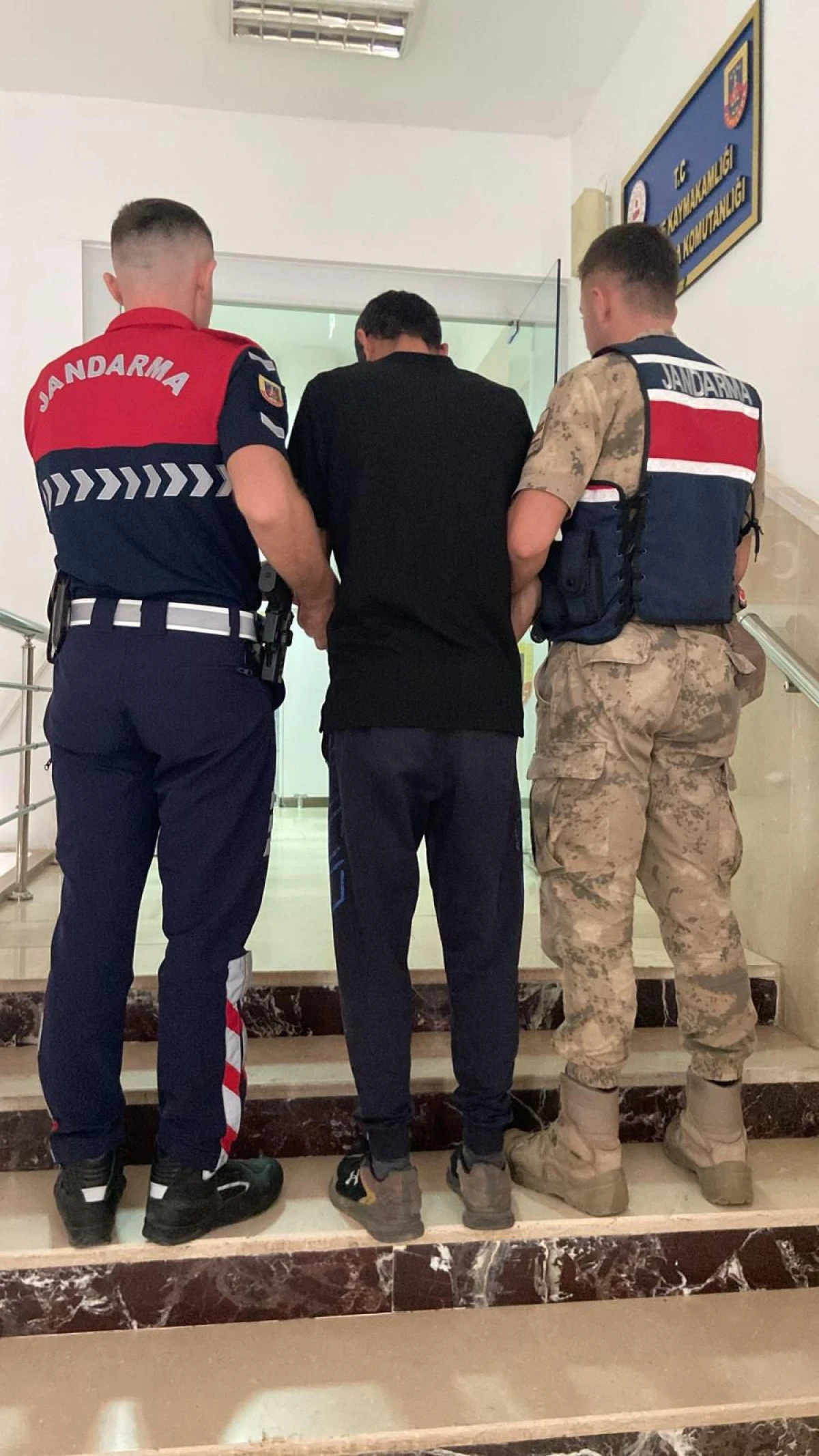 Şanlıurfa&rsquo;da Firari Hırsızlık Su&ccedil;lusuna Yakalandı