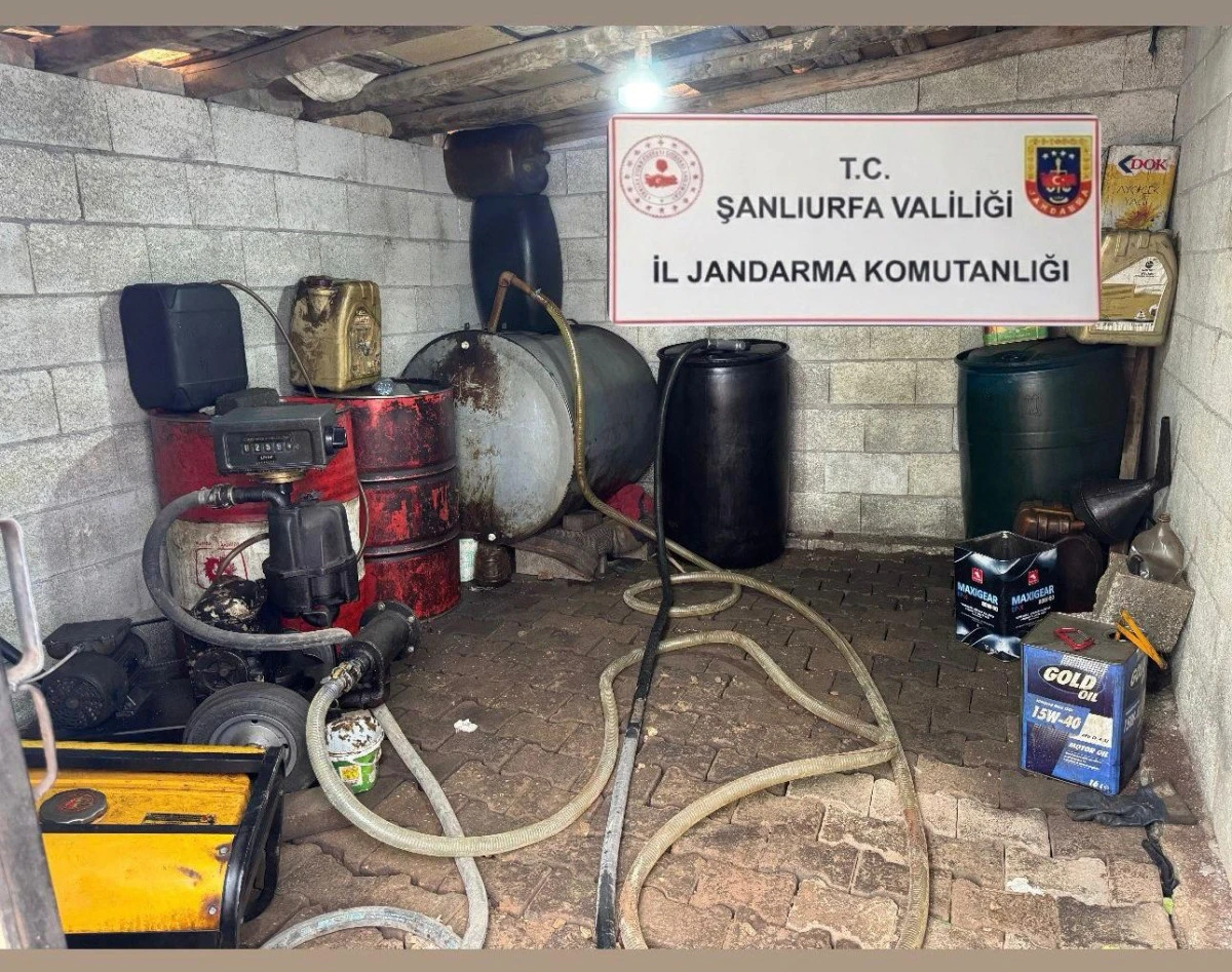 Şanlıurfa&rsquo;da Ka&ccedil;ak Akaryakıt Operasyonu: 1250 Litre Yakıt Ele Ge&ccedil;irildi
