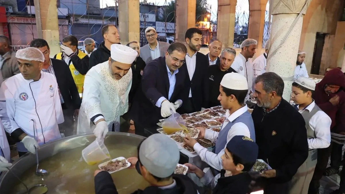 Haliliye Belediyesi tarafından geleneksel hale getirilen tirit ikramı