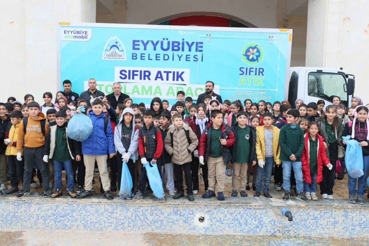 Temiz Eyy&uuml;biye Temiz Gelecek Faaliyetleri Devam Ediyor