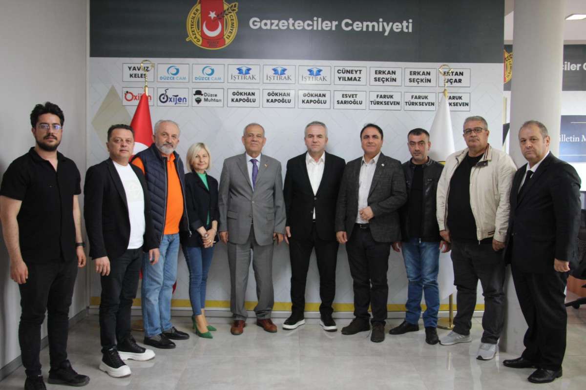 TGF HEYETİ DÜZCE GAZETECİLER CEMİYETİ’Nİ ZİYARET ETTİ