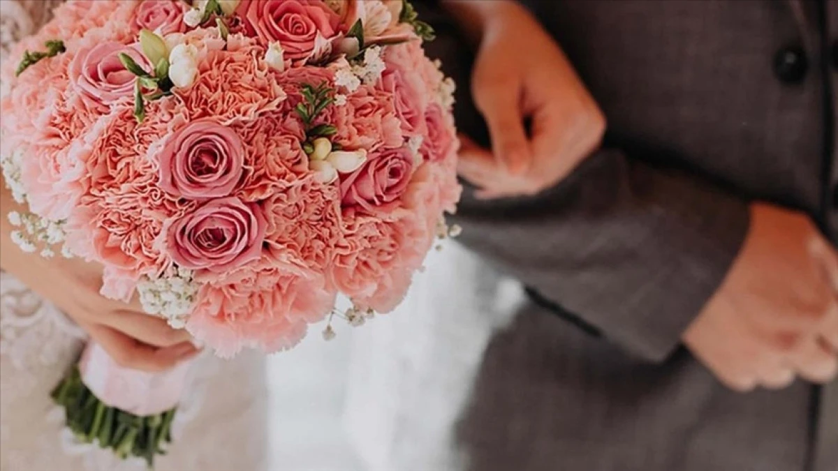 T&uuml;rkiye'de ge&ccedil;en yıl evlenen &ccedil;iftlerin sayısı 552 bin 237 oldu