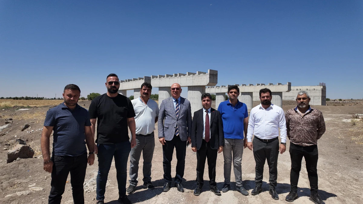 Viranşehir'de Köprülü kavşak'ın ayakları var, yol ve köprü yok! 