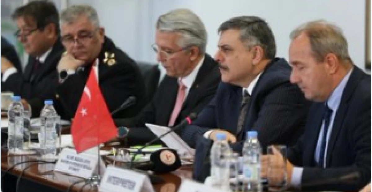 Yunanistan Su&ccedil;luların Sığınağı Olmamalı