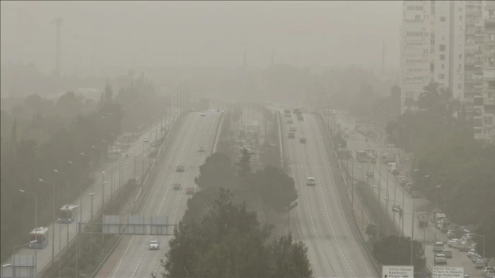 Yurdun b&uuml;y&uuml;k b&ouml;l&uuml;m&uuml; i&ccedil;in toz taşınımı uyarısı